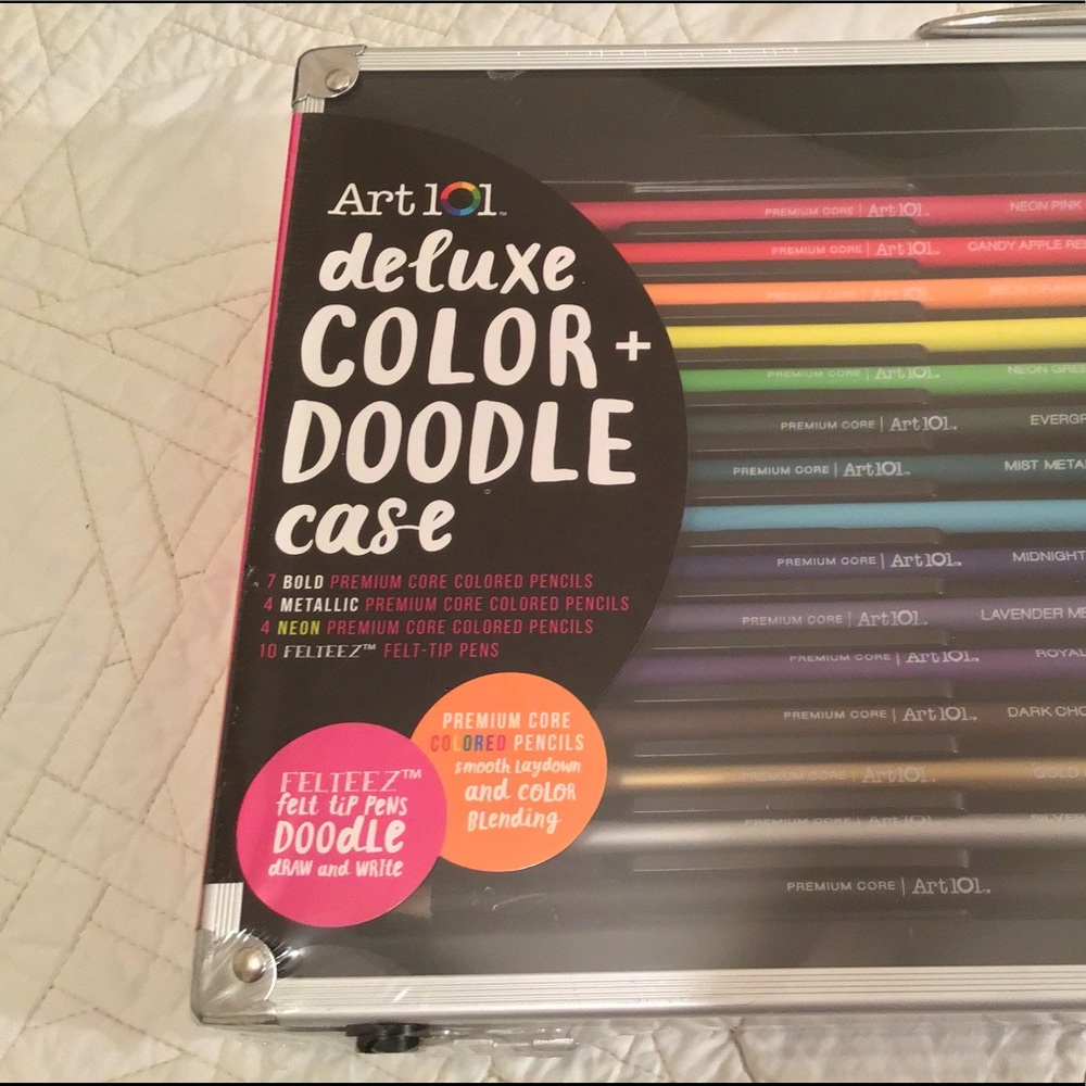 ART 101 Deluxe Color and Doodle Metal Case 25PC Artist Set